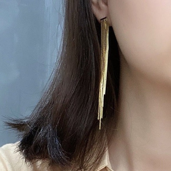✨Insta gold plated tassel earrings - Picture 2 of 3